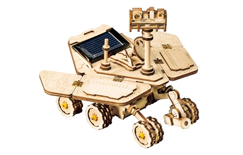Wooden DIY model of Mars rover