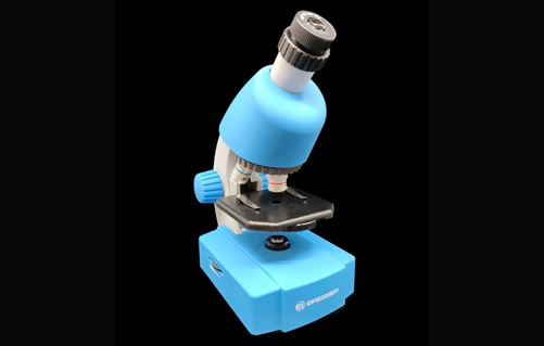 Bresser Junior microscope in blue plastic.